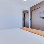 Gold Ii - Luxurious -