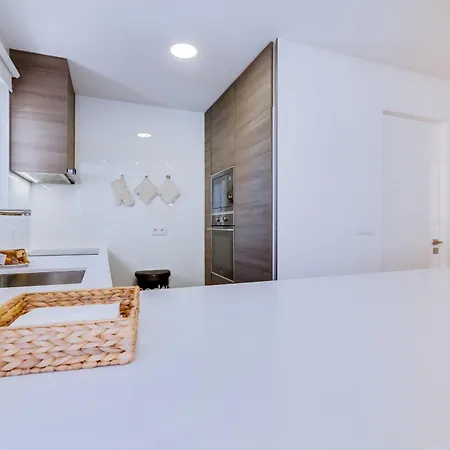 Gold Ii - Luxurious - *